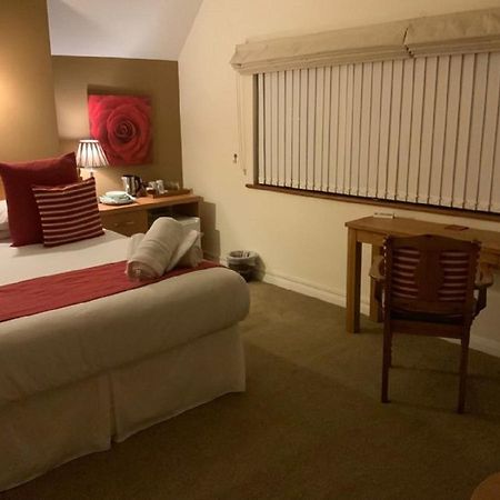 Coltishall Bridge House B&B מראה חיצוני תמונה