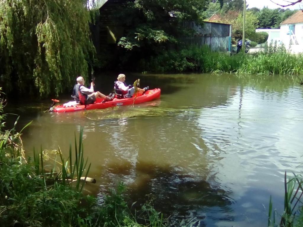 Coltishall Bridge House B&B מראה חיצוני תמונה